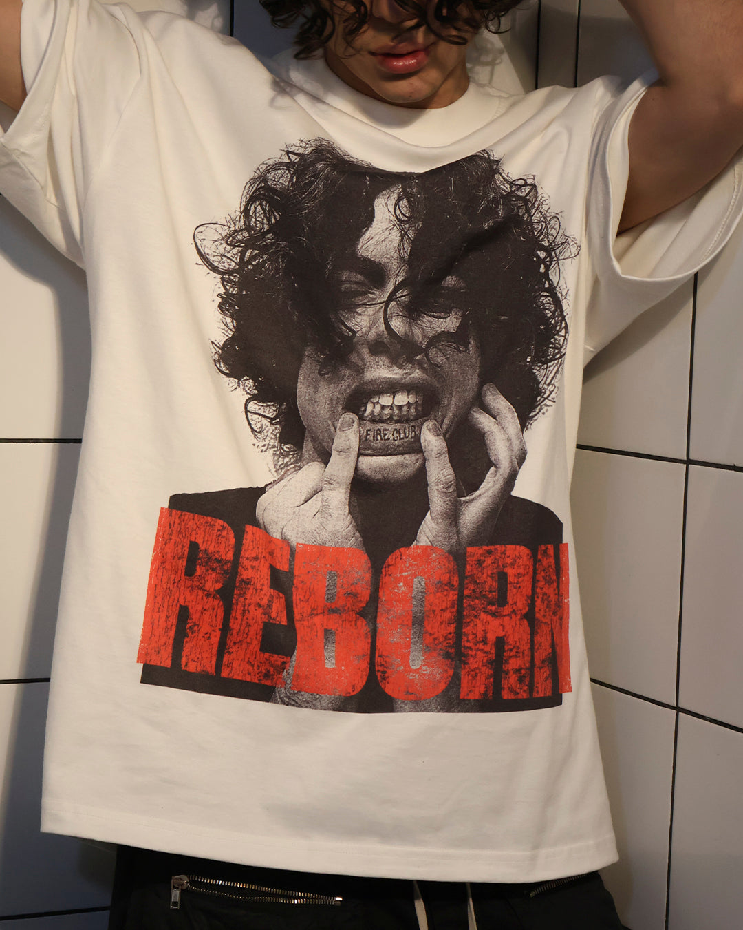 LSCHICO TEE