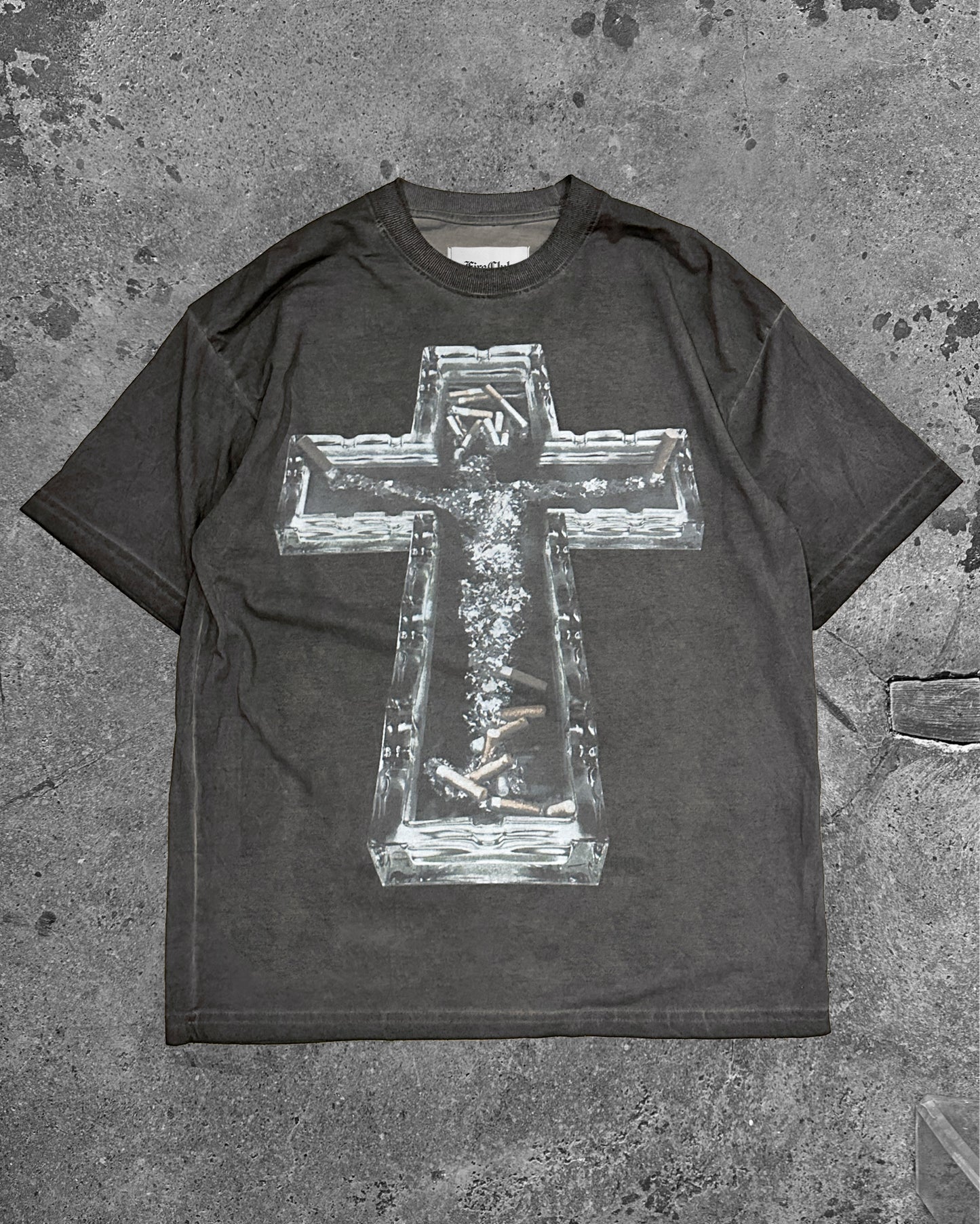 ASHTRAY ASHES TEE