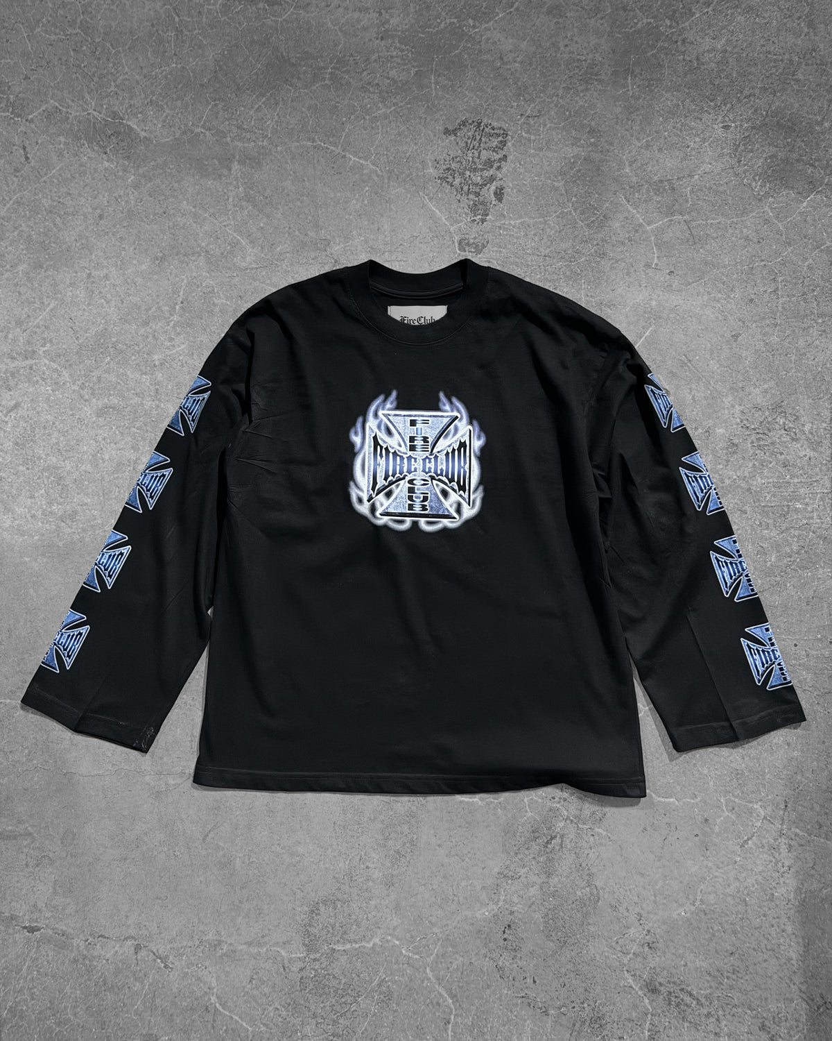 CROSS LONG SLEEVE TEE FRONT