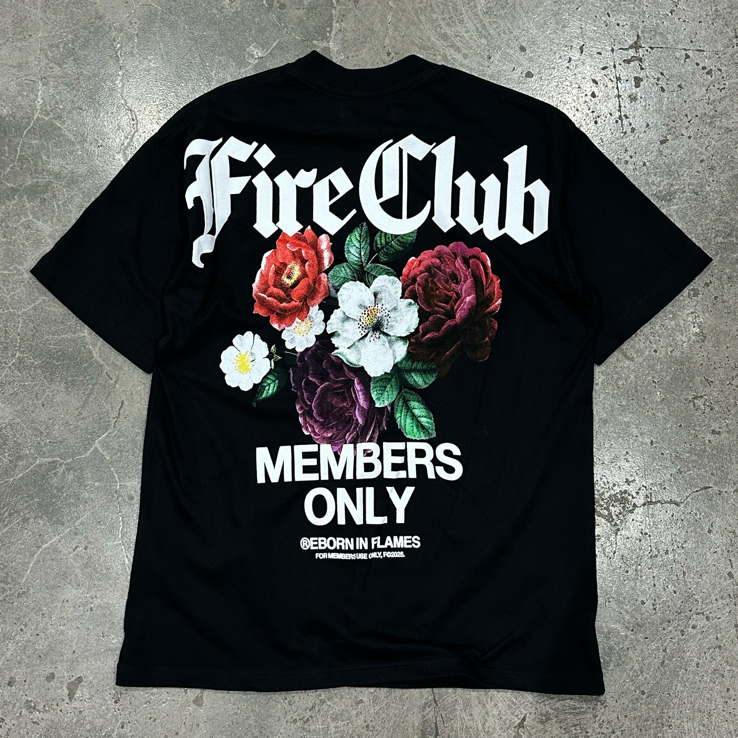 GIVIN THEIR FLOWERS TEE